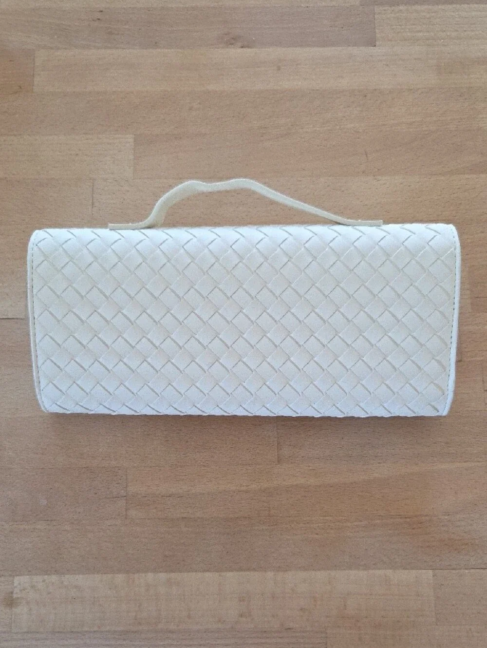 Elegant Woven Clutch Handbag in Ivory